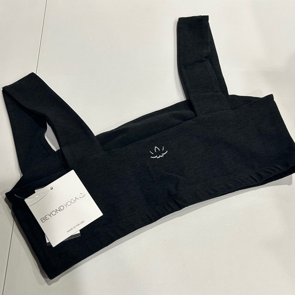 Beyond Yoga Women's Large Spacedye Squared Bra Sports Darkest Night NWT Black - Picture 3 of 7